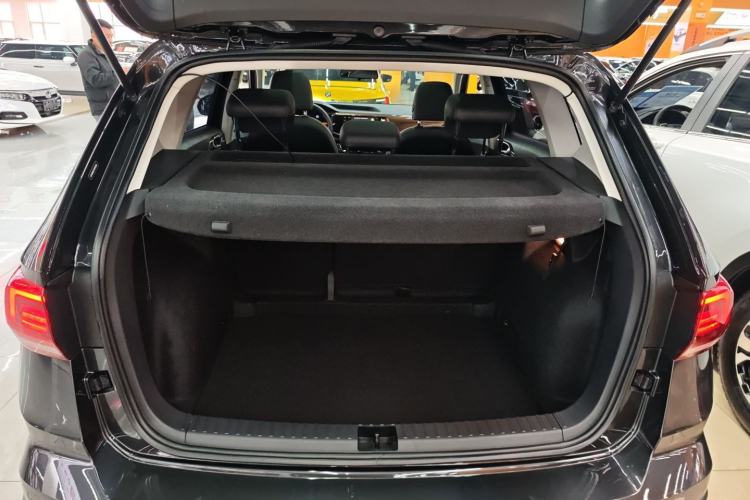 Used Volkswagen Tharu 2022 280TSI Two-Wheel-Drive Luxury Edition