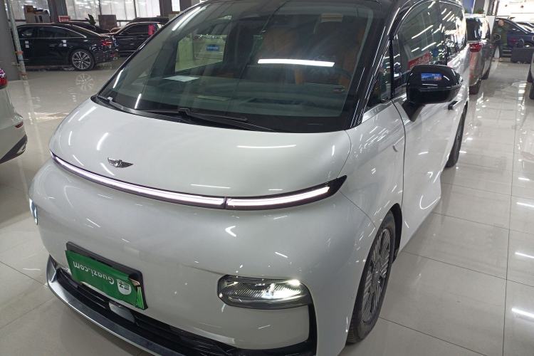 Used Geely Galaxy LEVC L380 2025 650 km Flagship Edition All-Wheel Drive