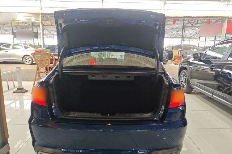 Used Geely Auto Emgrand GL 2017 1.8L DCT Elite Model
