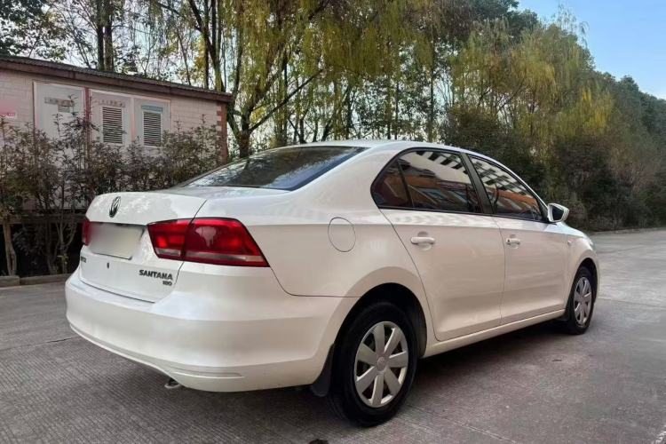 Used Volkswagen Santana 2015 1.6L Manual Fashion Edition
