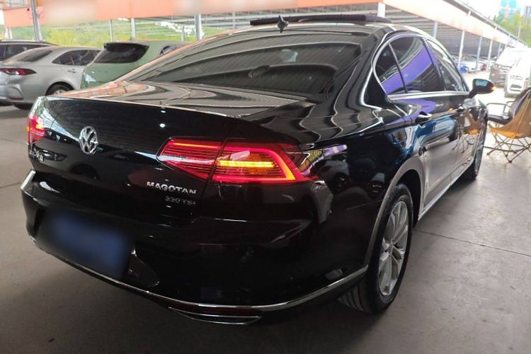 Used Volkswagen Magotan 2019 330TSI DSG Luxury Version China VI Standard
