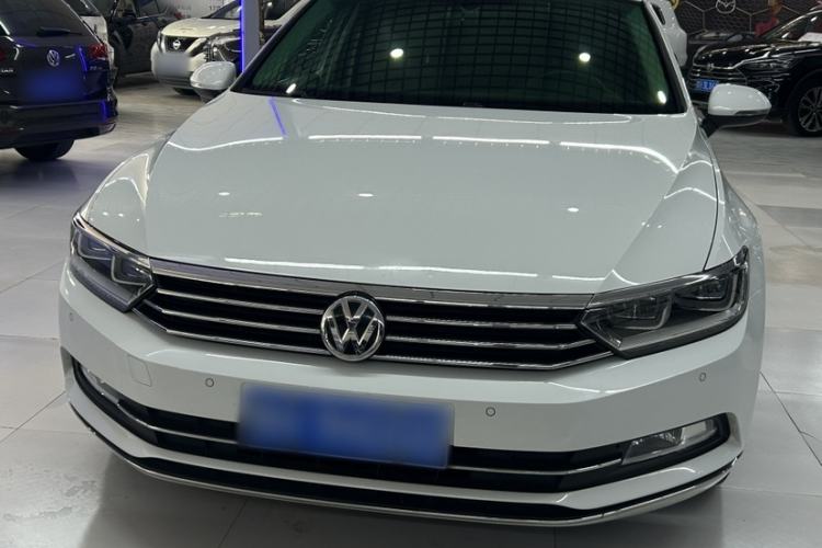 Used Volkswagen Magotan 2017 380TSI DSG Luxury Model