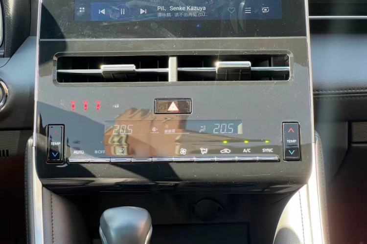 Used Toyota Avalon 2022 2.5L Luxury Edition