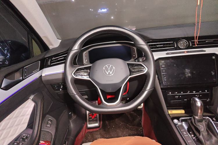 Used Volkswagen Magotan 2023 2 Million Units Commemorative Edition 330TSI DSG Luxury Version
