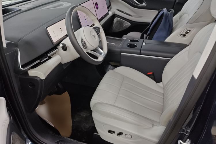 Used VOYAH Dream 2025 PHEV Four-Wheel-Drive Flagship Kunpeng Edition
