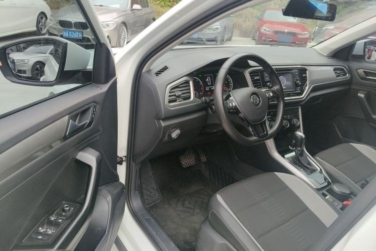 Used Volkswagen T-ROC 2019 230TSI DSG Two-Wheel-Drive Advanced Version China VI Standard
