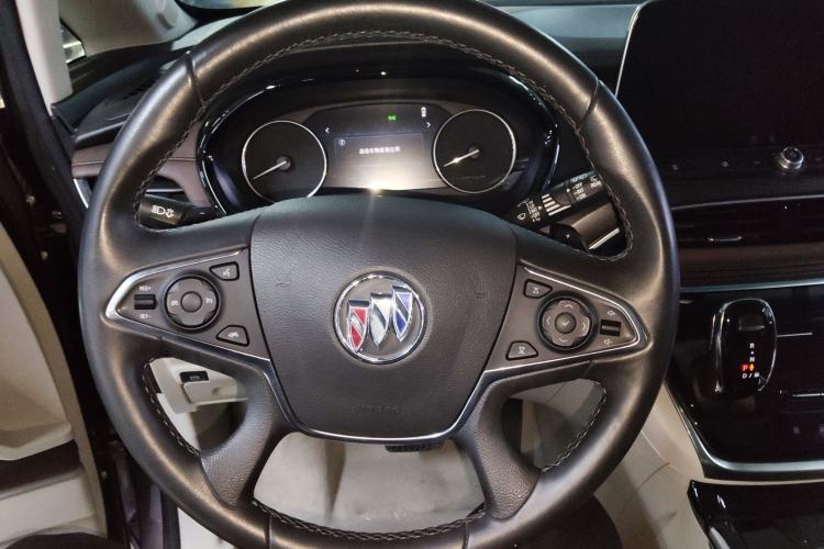 Used Buick GL8 2021 Land Cruiser Executive Class 652T Luxury Model
