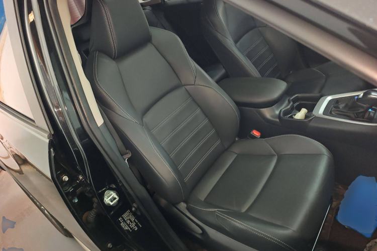 Used Toyota Wildlander 2022 2.0L CVT 4x4 Luxury PLUS Edition
