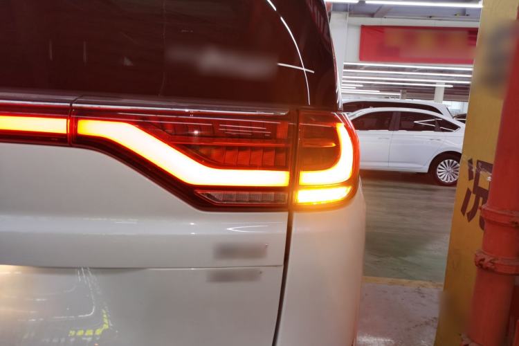 Used GAC Trumpchi M8 2021 Lingxiu Series 390T Deluxe Edition