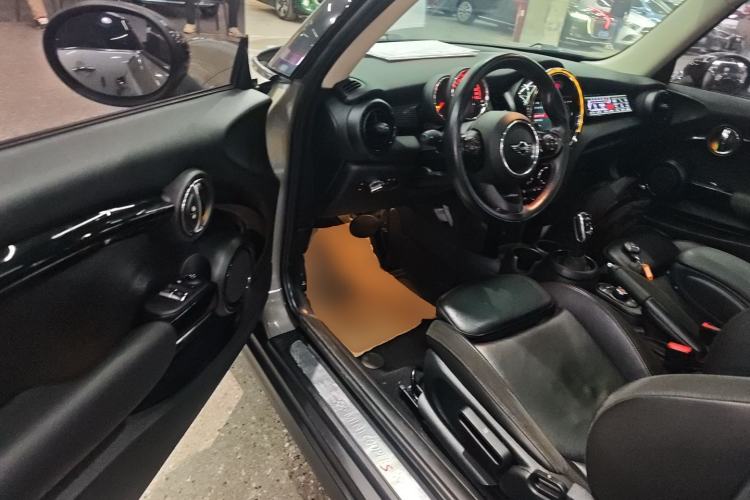 Used MINI MINI 2018 2.0T COOPER S Classic Edition
