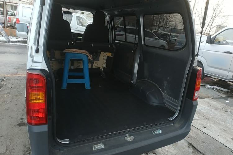 Used Wuling Zhiguang 2023 1.5L Practical Version 5/7 Seats
