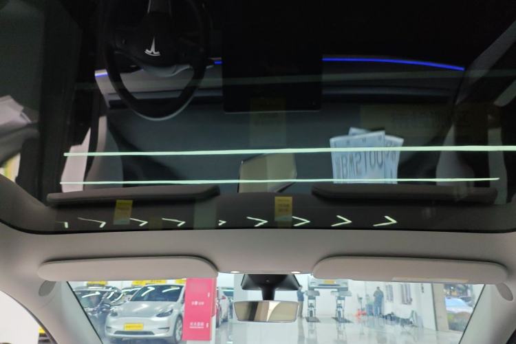 Used Tesla Model Y 2023 Long-Range All-Wheel-Drive Version