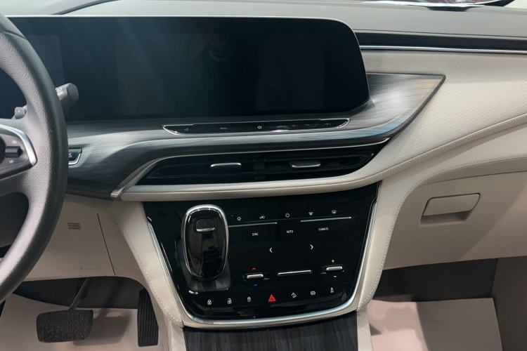 Used Buick GL8 2023 ES Lu Zun Comfort Model
