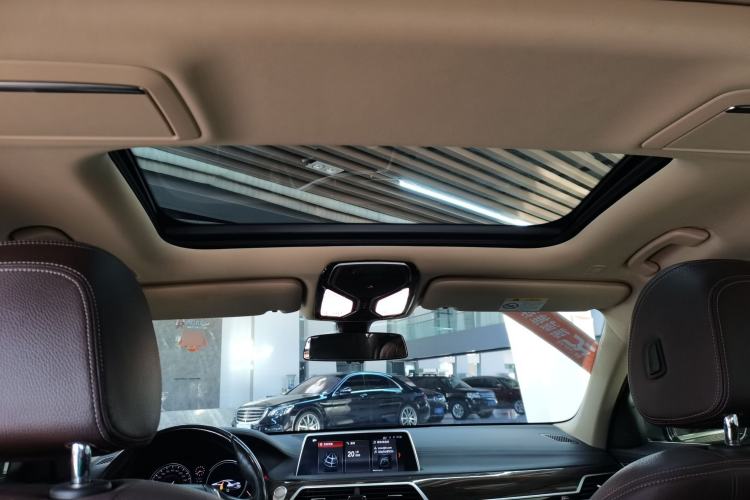 Used BMW 7 Series 2018 730Li Leading Model Excellence Package
