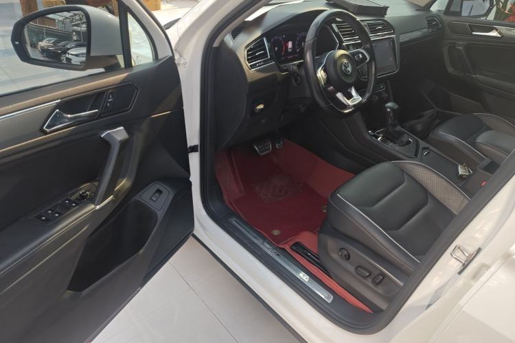 Used Volkswagen Tiguan L 2019 Restyled 330TSI Automatic Two-Wheel Drive R-Line Flagship Version China VI Standard