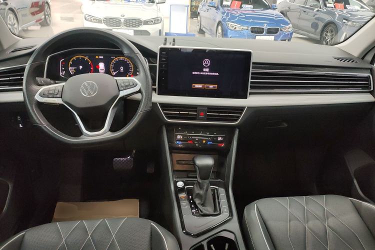 Used Volkswagen Tiguan L 2023 300TSI Automatic Two-Wheel Drive Smart Edition