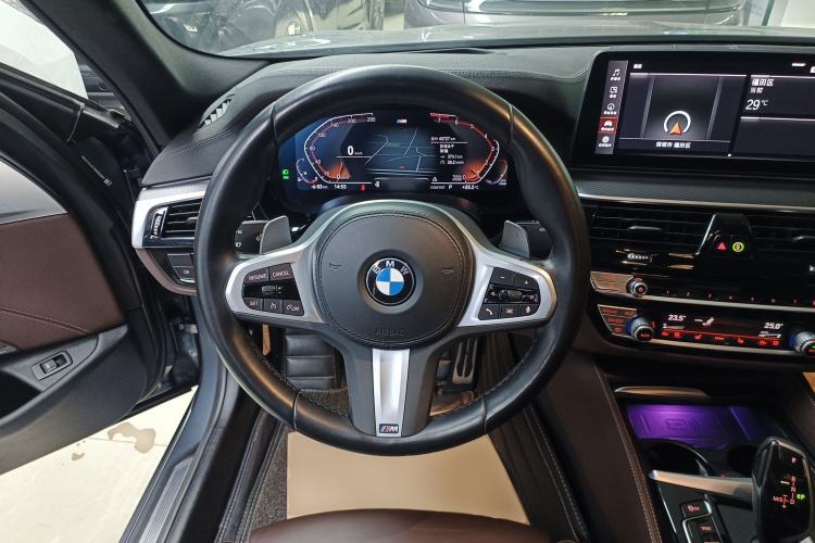 Used BMW 5 Series 2022 Restyled 540i Luxury Edition M Sport Package
