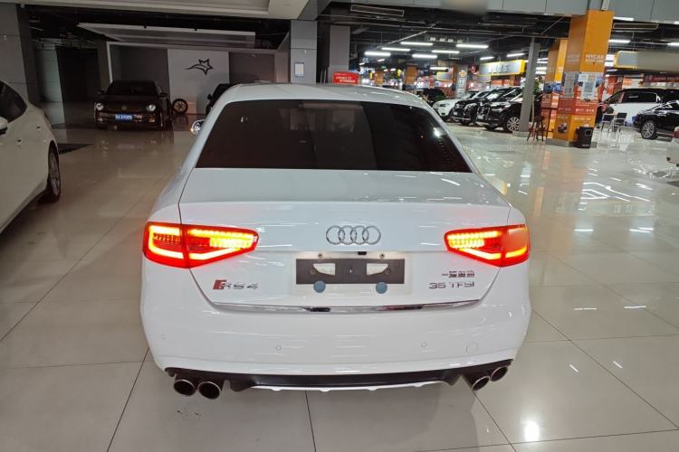 Used Audi A4L 2016 35 TFSI Collector's Edition Automatic Standard Model
