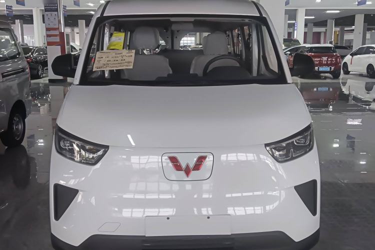 Used Wuling Yangguang 
