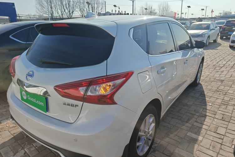 Used Nissan Tiida 2021 1.6L CVT Cool Edition
