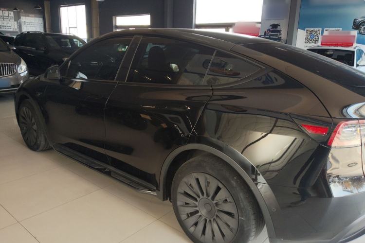 Used Tesla Model Y 2021 Standard Range Rear-Wheel Drive Version