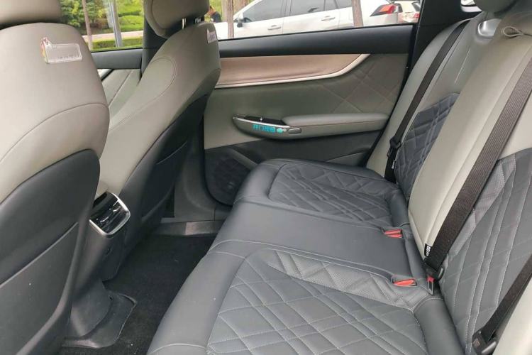 Used  A07 2024 All-Electric "True Fragrance" Edition 710 Flagship Model
