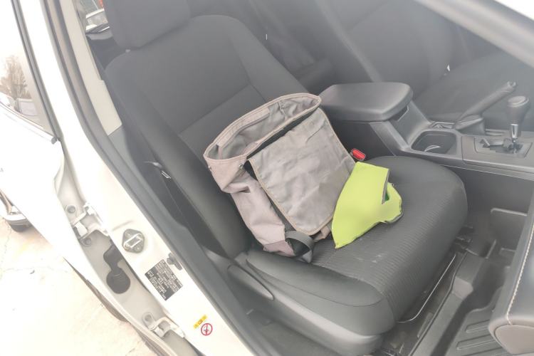 Used Toyota RAV4 2018 2.0L CVT Two-Wheel Drive Fashion X Edition