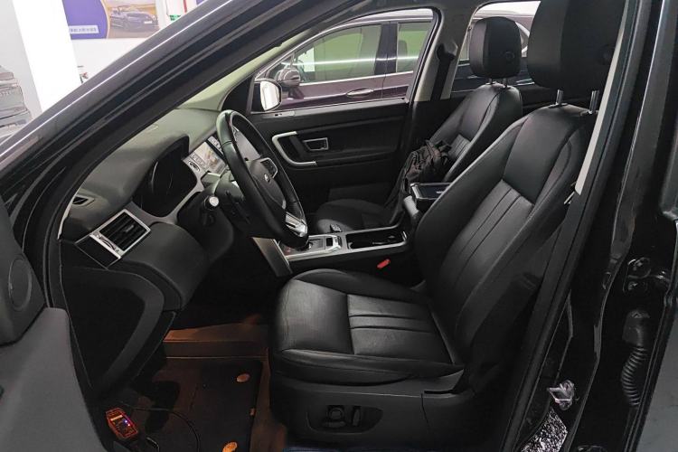 Used Land Rover Discovery Sport 2018 240 PS SE Version
