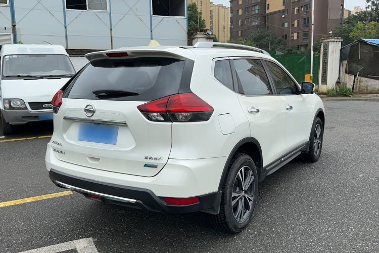 Used Nissan X-Trail 2017 2.5L CVT Luxury Edition 4WD
