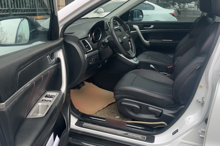 Used Haval M6 2017 1.5T Automatic Two-Wheel Drive Elite Model