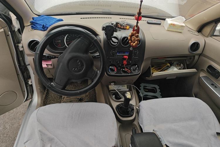 Used Wuling Hongguang 2013 1.5L Comfort Model
