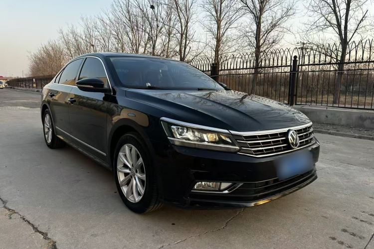 Used Volkswagen Passat 2017 330TSI DSG Luxury Edition
