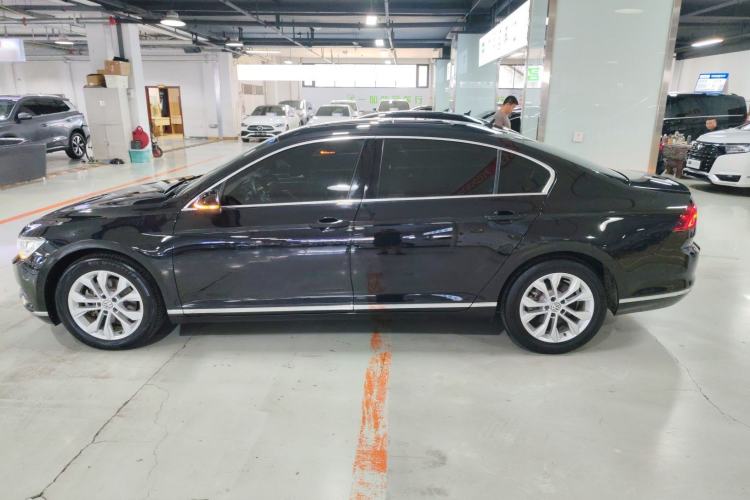 Used Volkswagen Magotan 2019 330TSI DSG Luxury Version China VI Standard
