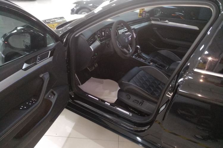 Used Volkswagen Magotan GTE Plug-in Hybrid 2022 GTE Luxury Model
