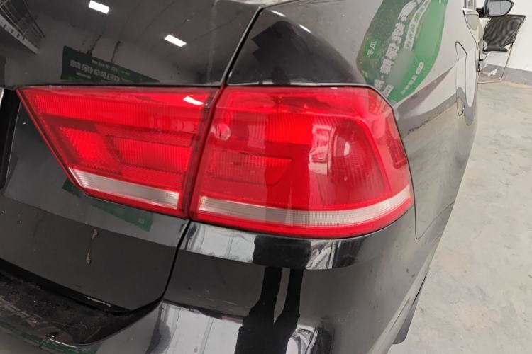 Used Volkswagen Santana 2015 1.6L Automatic Fashion Edition
