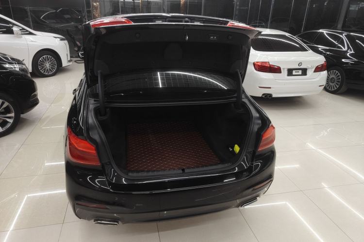 Used BMW 5 Series 2020 530Li Luxury Edition M Sport Package
