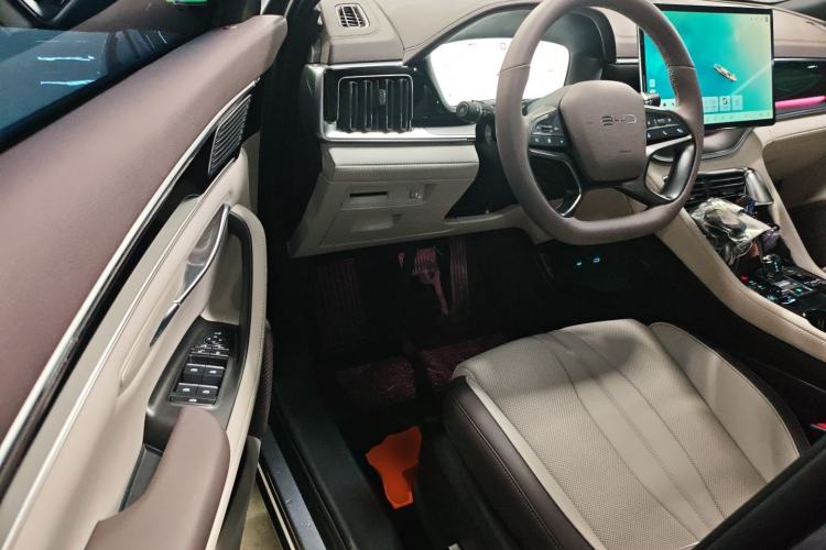 Used BYD Song PLUS New Energy 2025 DM-i Smart Drive 112KM Prestige Model