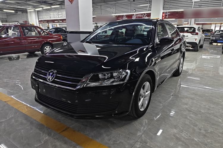 Used Volkswagen Lavida 2013 Revised Classic 1.6L Manual Fashion Edition