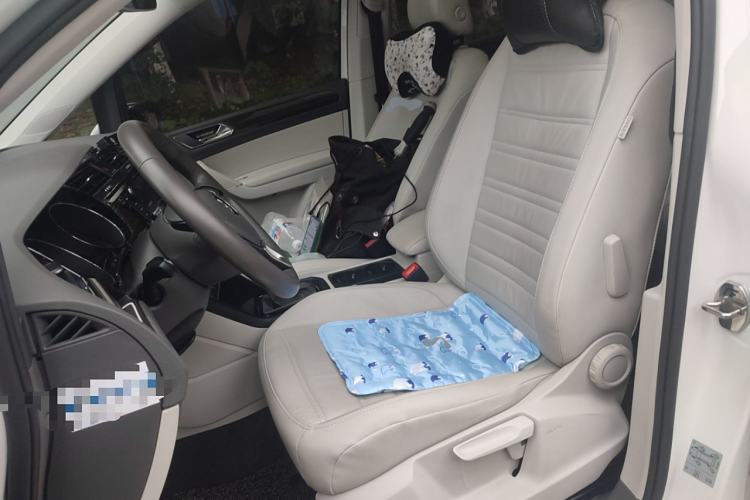 Used Volkswagen Touran 2018 Volkswagen Touran L 280TSI DSG Comfort Edition 7-seater
