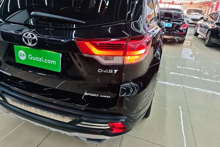 Used Toyota Highlander 2018 2.0T Four-Wheel Drive Prestige Version 7 Seats China VI Standard
