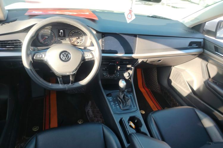 Used Volkswagen Lavida 2022 1.5L Automatic Fashion Edition
