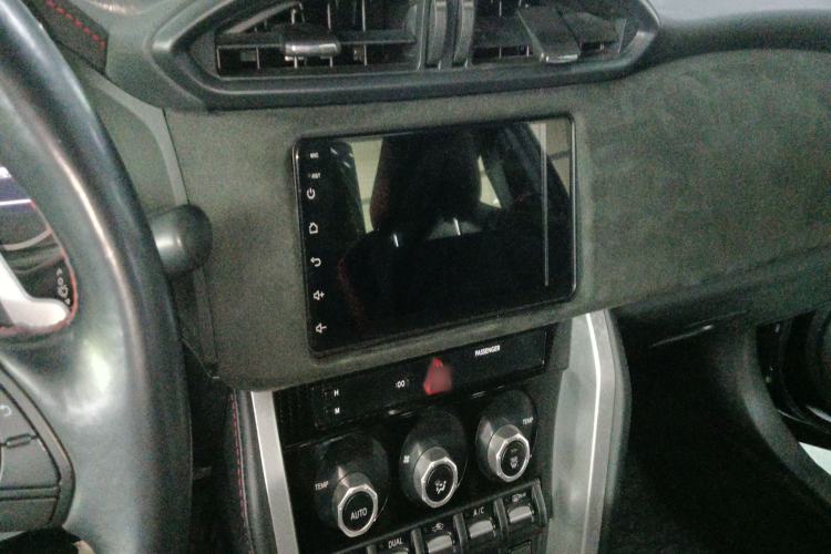 Used Toyota 86 2017 2.0L Automatic Luxury Version
