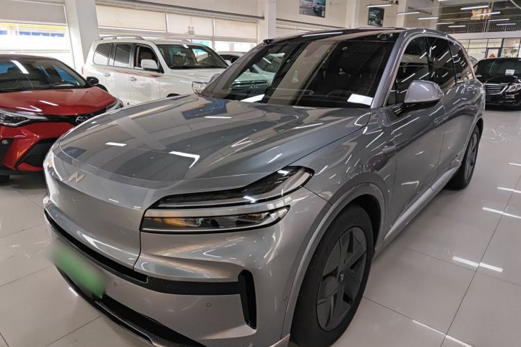 Used ONVO Luxeed L90 2025 Model—Max Six-Seater Version