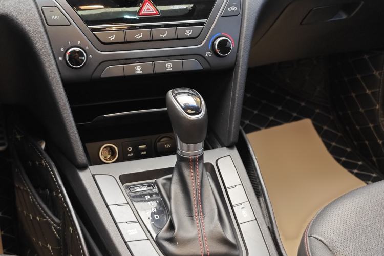 Used Hyundai Elantra 2018 1.4T Dual-Clutch Xuan Dong · Dynamic Edition