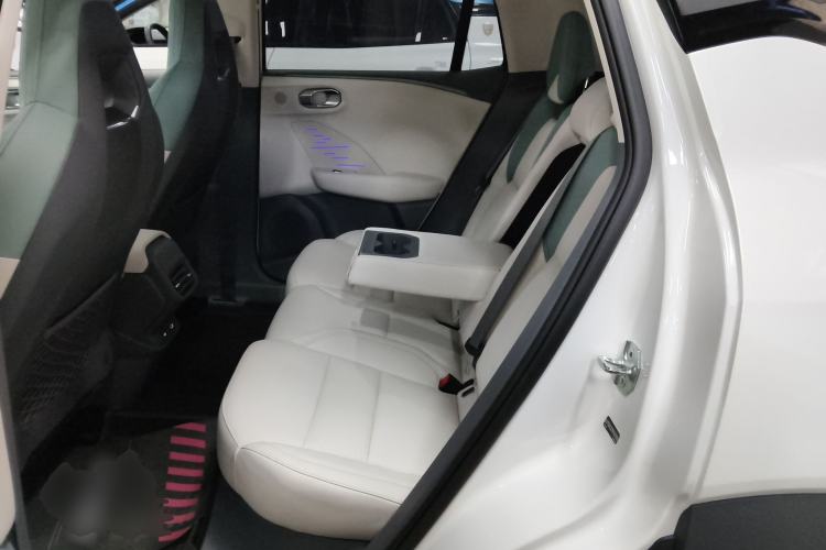 Used Lynk & Co 06 EM-P 2023 EM-P 126 Long-Range Halo