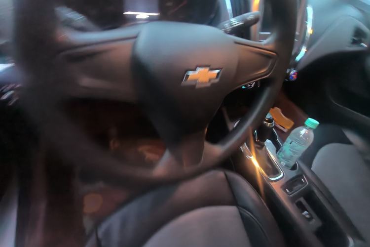 Used Chevrolet Cruze 2017 1.5L Automatic Pioneer Sunroof Edition
