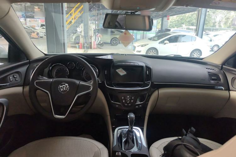 Used Buick Regal 2014 2.0L Leading Fashion Edition