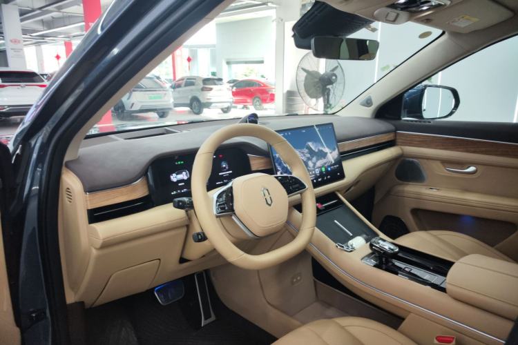 Used Hima AITO M7 2024 1.5T Intelligent Drive Rear-Drive Ultra Version 5 Seats
