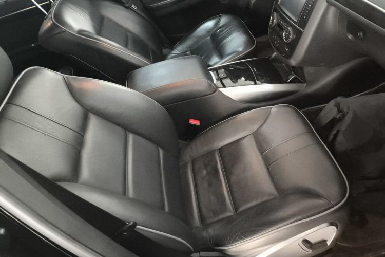 Used Mercedes-Benz R-Class 2017 R 320 4MATIC Business Edition Prestige Model
