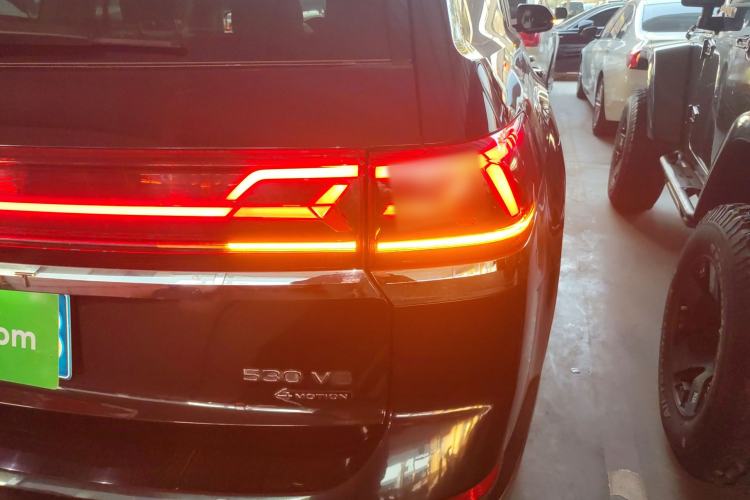 Used Volkswagen Teramont 2024 530 V6 All-Wheel-Drive Dragon Edition
